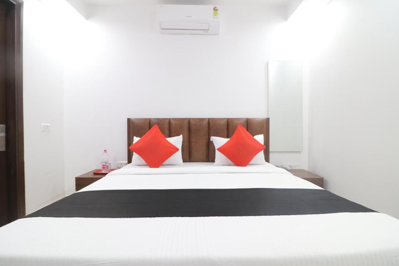 Hotel King Plaza New Delhi Exterior foto